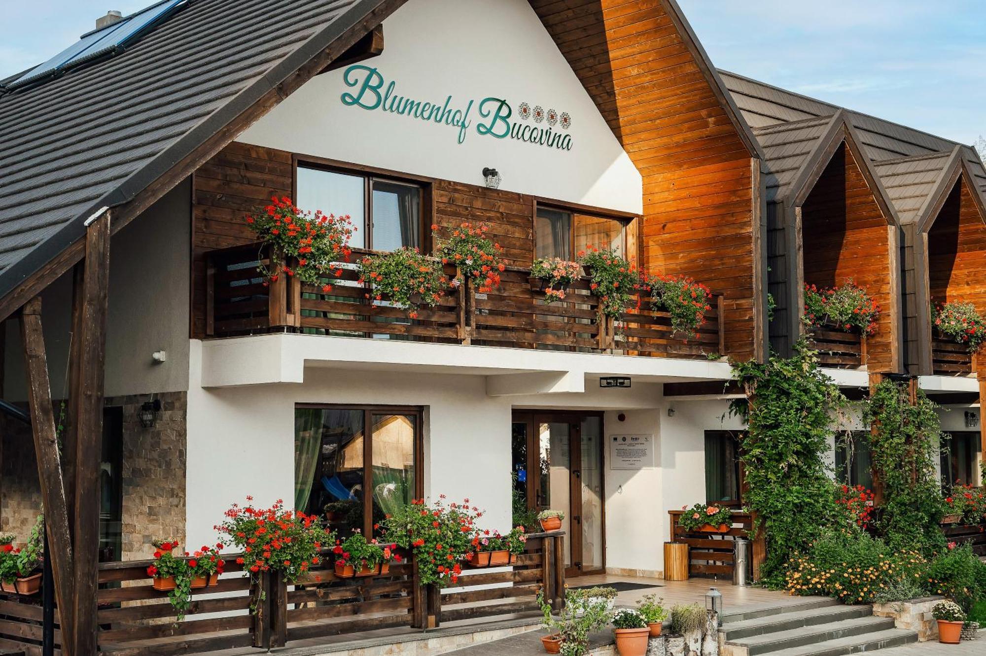 Hotel Blumenhof Bucovina Woronetz Exterior foto